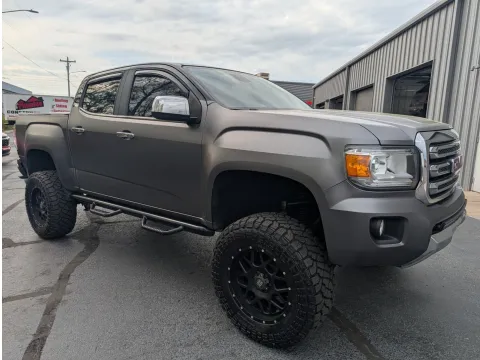 More photos of 2016 GMC Canyon SLT at Oakley Auto World, MO