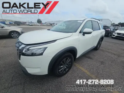 White 2022 Nissan Pathfinder SV for sale in Branson West, MO