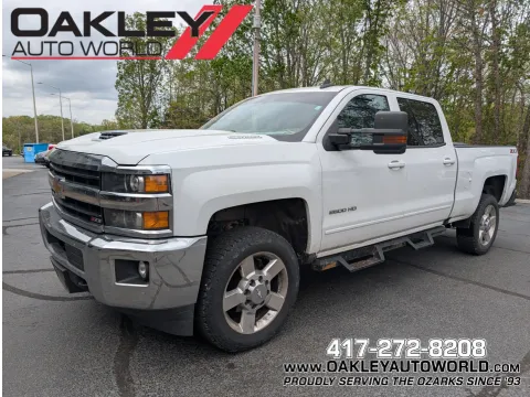 White 2018 Chevrolet Silverado 2500HD LT for sale in Branson West, MO