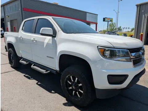 More photos of 2017 Chevrolet Colorado LT at Oakley Auto World, MO
