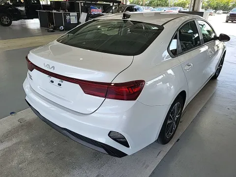 More photos of 2023 Kia Forte LXS at Oakley Auto World, MO