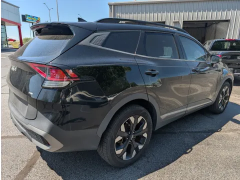 More photos of 2023 Kia Sportage X-Line at Oakley Auto World, MO