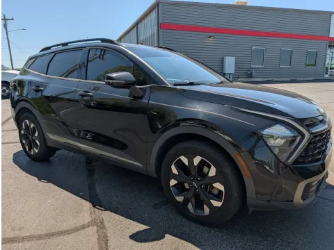 More photos of 2023 Kia Sportage X-Line at Oakley Auto World, MO