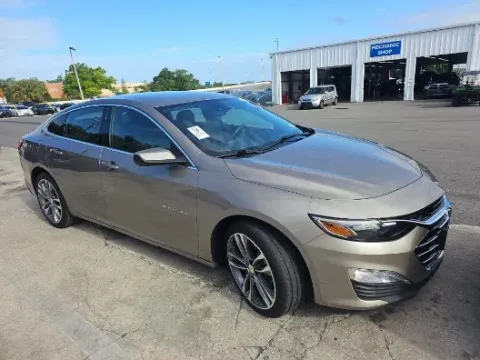 More photos of 2025 Chevrolet Malibu LT at Oakley Auto World, MO