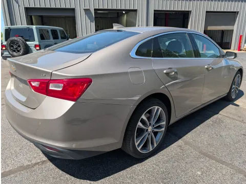 More photos of 2025 Chevrolet Malibu LT at Oakley Auto World, MO