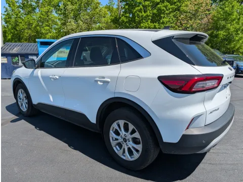 Photos of 2023 Ford Escape Hybrid Active for sale in Branson West, MO at Oakley Auto World