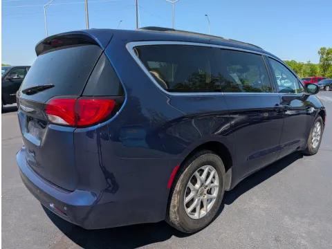More photos of 2020 Chrysler Voyager LXI at Oakley Auto World, MO