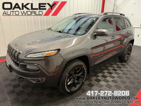Gray 2018 Jeep Cherokee Trailhawk for sale in Branson West, MO