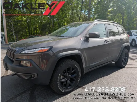 Gray 2018 Jeep Cherokee Trailhawk for sale in Branson West, MO