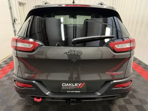 Another view of 2018 Jeep Cherokee Trailhawk for sale in Branson West, MO at Oakley Auto World