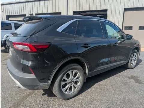 More photos of 2023 Ford Escape Active at Oakley Auto World, MO