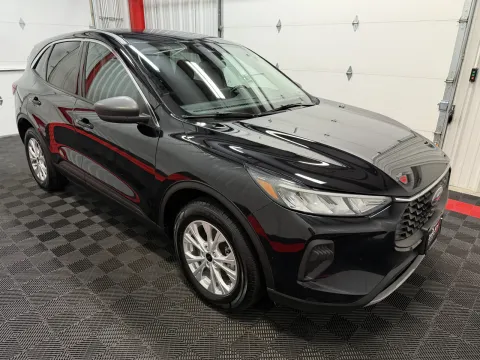 More photos of 2023 Ford Escape Active at Oakley Auto World, MO