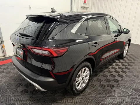 More photos of 2023 Ford Escape Active at Oakley Auto World, MO