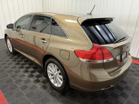 Photos of 2011 Toyota Venza for sale in Branson West, MO at Oakley Auto World