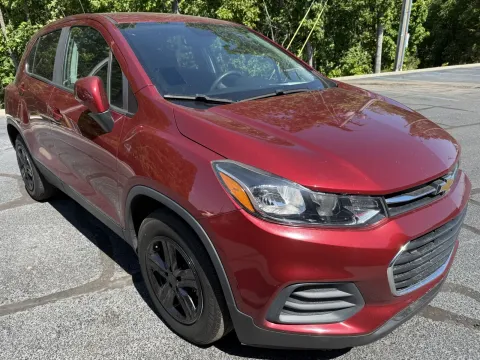 More photos of 2021 Chevrolet Trax LS at Oakley Auto World, MO