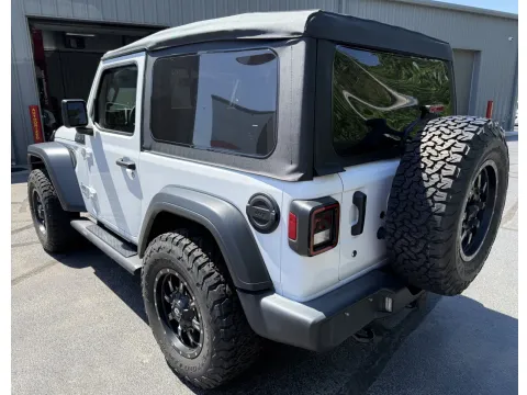 More photos of 2019 Jeep Wrangler Sport S at Oakley Auto World, MO