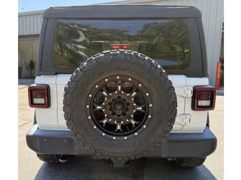 More photos of 2019 Jeep Wrangler Sport S at Oakley Auto World, MO