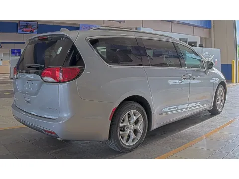 Another view of 2020 Chrysler Pacifica Limited for sale in Branson West, MO at Oakley Auto World