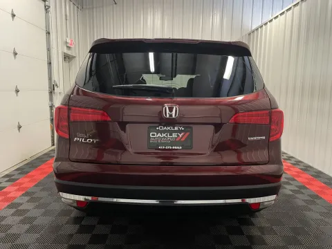 Another view of 2018 Honda Pilot Touring for sale in Branson West, MO at Oakley Auto World