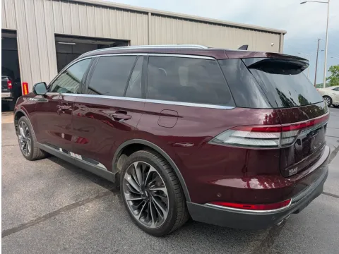 Photos of 2021 Lincoln Aviator Reserve for sale in Branson West, MO at Oakley Auto World