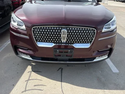 More photos of 2021 Lincoln Aviator Reserve at Oakley Auto World, MO