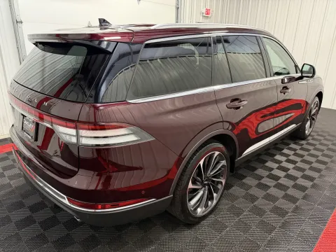 More photos of 2021 Lincoln Aviator Reserve at Oakley Auto World, MO