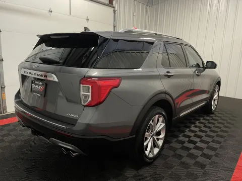 More photos of 2023 Ford Explorer Platinum at Oakley Auto World, MO