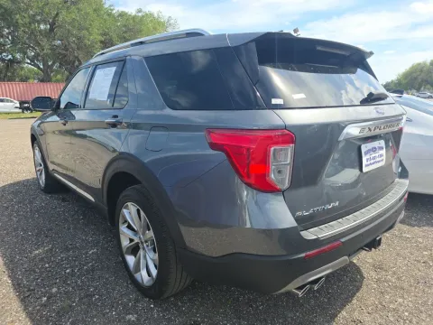 Photos of 2023 Ford Explorer Platinum for sale in Branson West, MO at Oakley Auto World