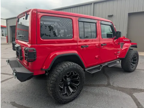 More photos of 2018 Jeep Wrangler Unlimited Sahara at Oakley Auto World, MO