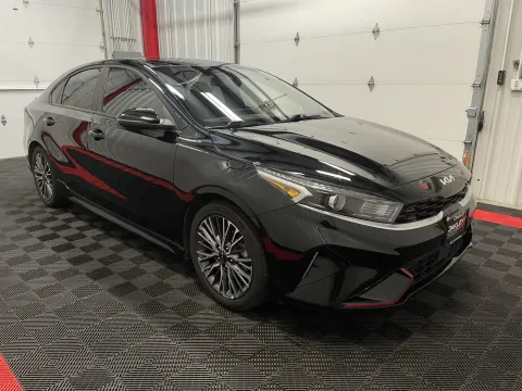 More photos of 2022 Kia Forte GT-Line at Oakley Auto World, MO