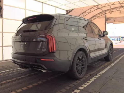 More photos of 2021 Kia Telluride EX at Oakley Auto World, MO
