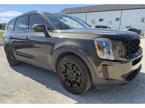 More photos of 2021 Kia Telluride EX at Oakley Auto World, MO