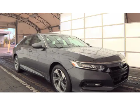 More photos of 2018 Honda Accord EX-L 2.0T at Oakley Auto World, MO
