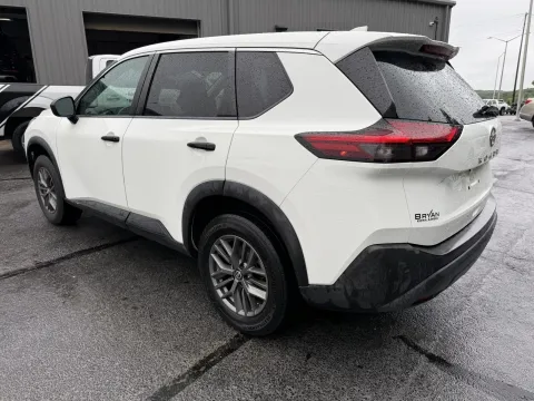 Photos of 2021 Nissan Rogue S for sale in Branson West, MO at Oakley Auto World