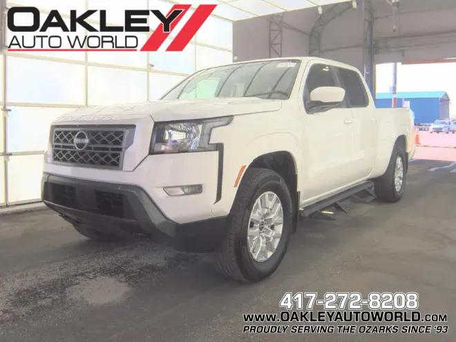 2024 Nissan Frontier SV Crew Cab 4X4 LWB's photo