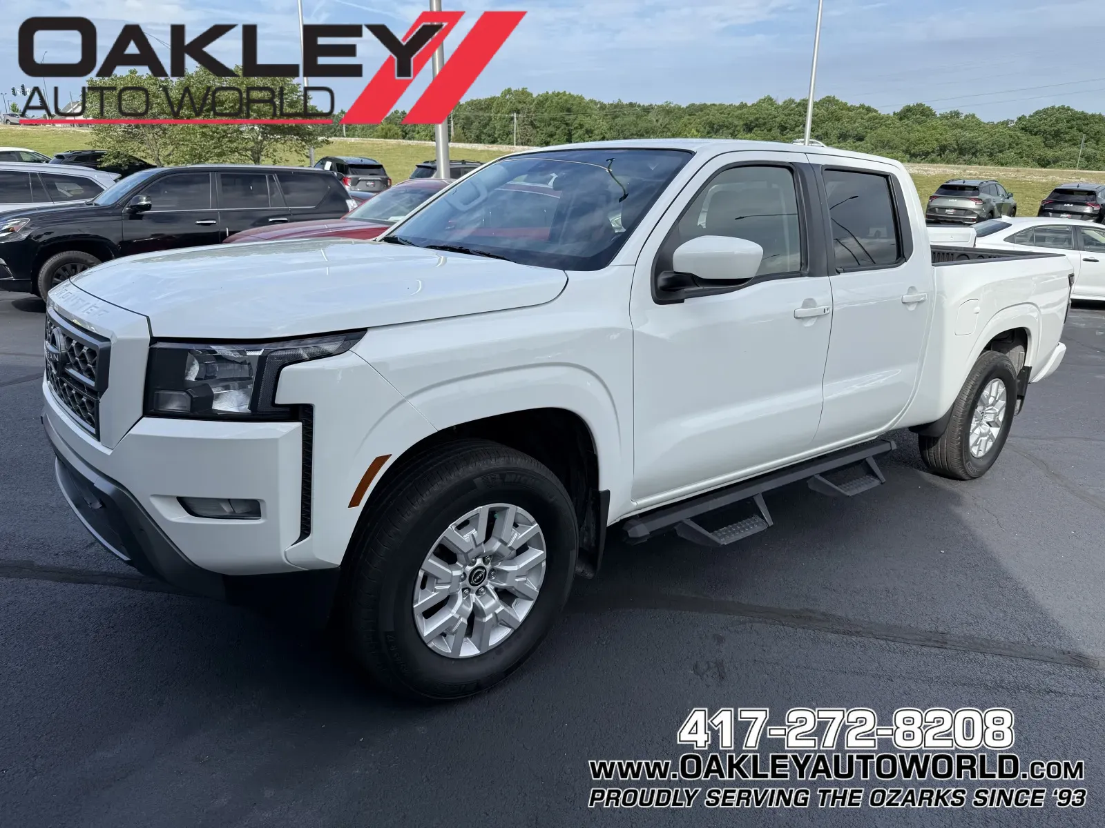 2024 Nissan Frontier SV Crew Cab 4X4 LWB's photo