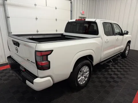 More photos of 2024 Nissan Frontier SV at Oakley Auto World, MO