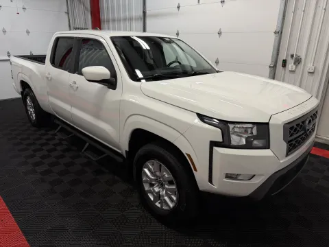 More photos of 2024 Nissan Frontier SV at Oakley Auto World, MO