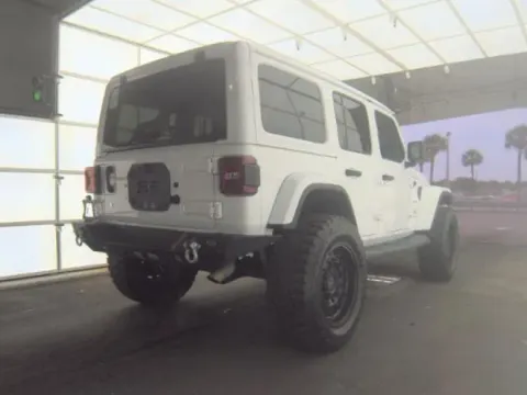 More photos of 2018 Jeep Wrangler Unlimited Sahara at Oakley Auto World, MO