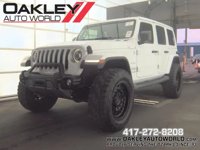 White 2018 Jeep Wrangler Unlimited Sahara for sale in Branson West, MO