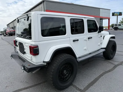 More photos of 2018 Jeep Wrangler Unlimited Sahara at Oakley Auto World, MO
