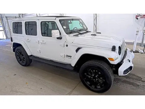 More photos of 2022 Jeep Wrangler at Oakley Auto World, MO