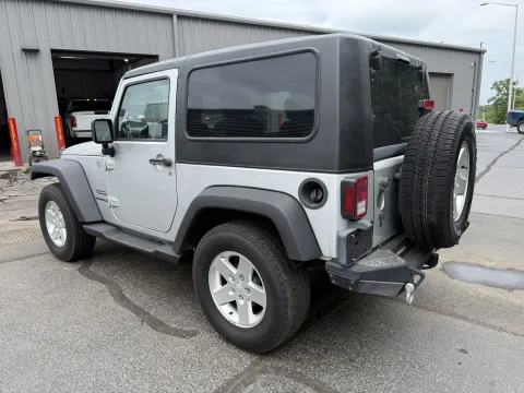 Photos of 2010 Jeep Wrangler Sport for sale in Branson West, MO at Oakley Auto World