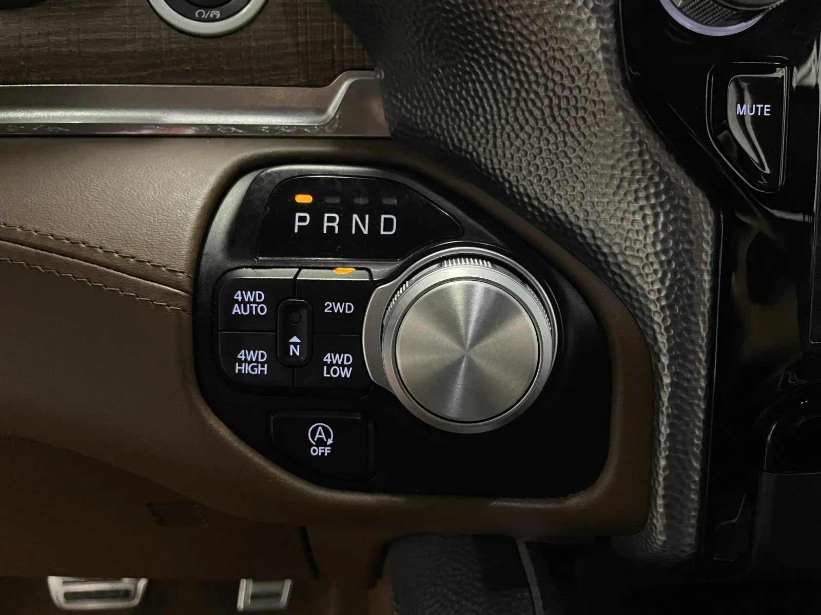 2023 RAM Ram 1500 Pickup Longhorn - Photo 27