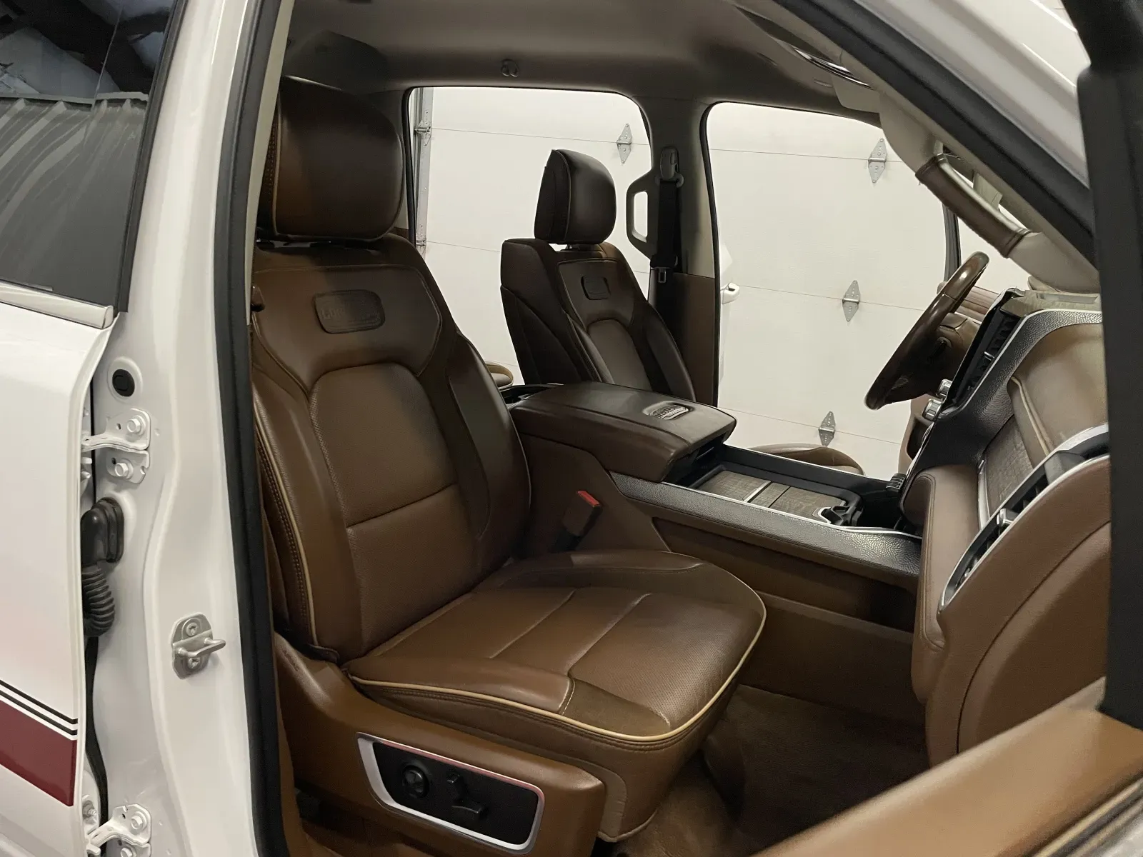 2023 RAM Ram 1500 Pickup Longhorn - Photo 47