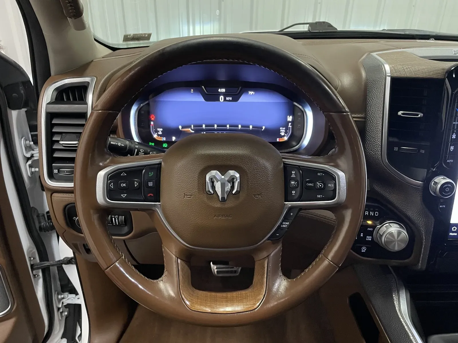 2023 RAM Ram 1500 Pickup Longhorn - Photo 23