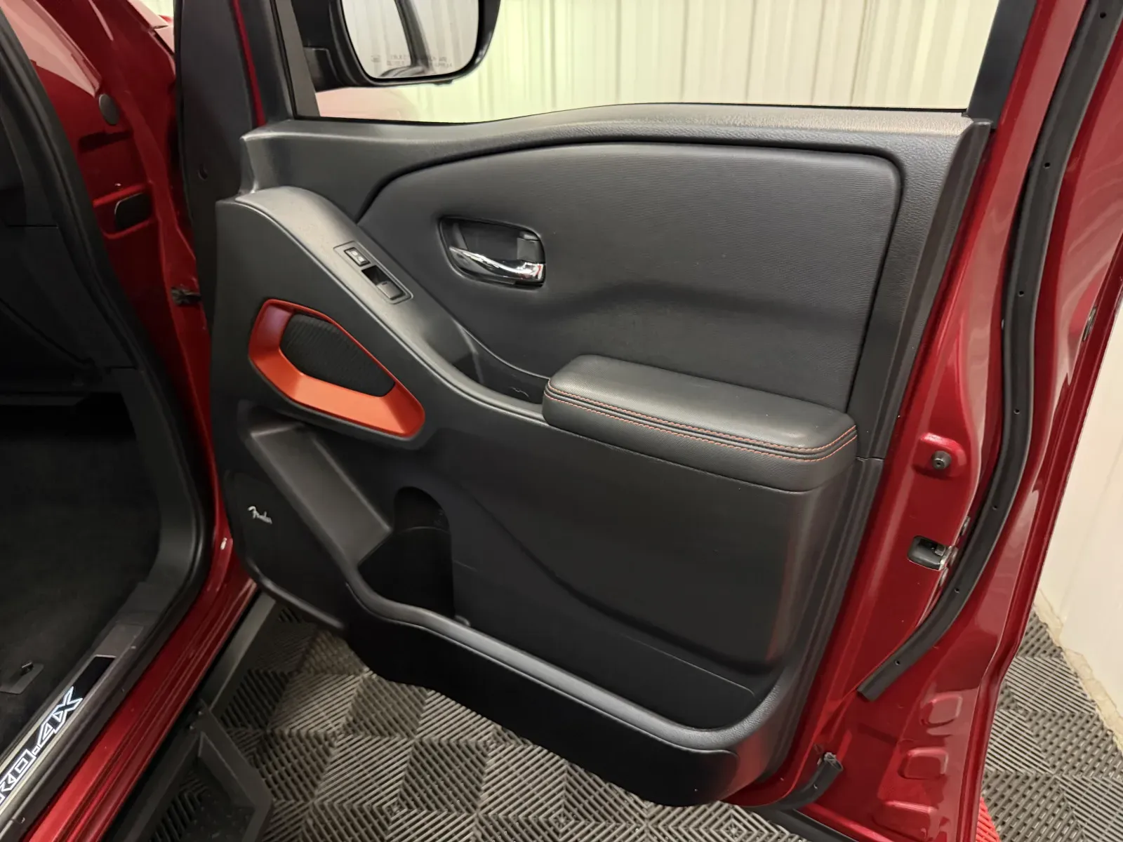 2023 Nissan Frontier PRO-4X - Photo 49