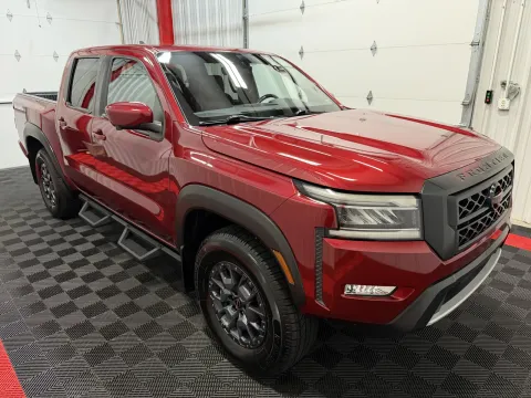 More photos of 2023 Nissan Frontier PRO-4X at Oakley Auto World, MO