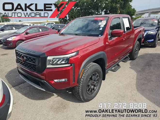 2023 Nissan Frontier PRO-4X Crew Cab 4X4's photo