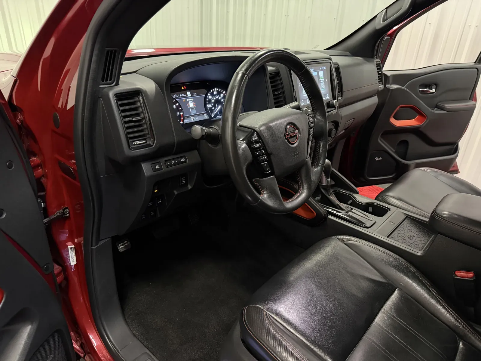 2023 Nissan Frontier PRO-4X - Photo 44
